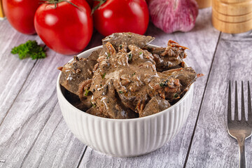 Chicken liver in cream sauce