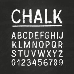 Obraz premium Uppercase letters of English alphabet and numbers chalk texture font, vector grunge chalk board typographic symbols