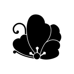 片喰紋・変り片喰揚羽蝶（かわりかたばみあげはちょう）