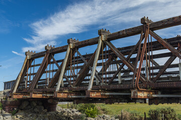 ニュージーランド　ウェスト・コースト地方のホキティカ近郊にあるアラフラ橋文化的遺産公園