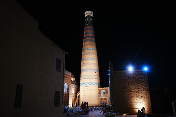 Juma Mosque Minaret and Walled Fortress known as Itchan Kala in Khiva, Uzbekistan - ウズベキスタン ヒヴァ イチャンカラ ジュマモスク ミナレット