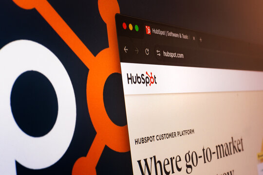 Close-Up of HubSpot Logo on Website | CRM & Marketing Platform - Porto, Portugal on August 14th, 2025