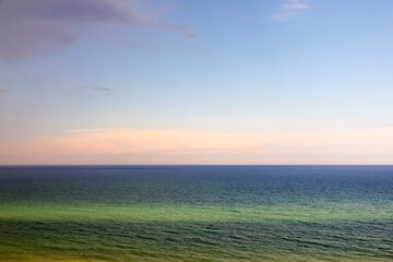 The horizon line on the Baltic Sea as seen in Ustronie Morskie, Poland