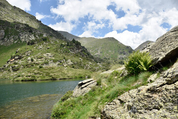 Photos of the landscape I saw on a trip through the mountains of Andorra, some shots of a lake and photos of waterfalls