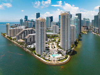 Fototapeta premium Aerial view of Brickell skyline in downtown Miami. Skyscrapers above Miami. Scenic panorama of Brickell financial district. Brickell in Miami city.