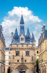 Obraz premium Porte Cailhau, one of the original medieval gates of the old city of Bordeaux, Gironde, Nouvelle-Aquitaine, France