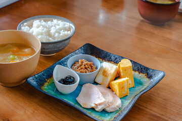 Japanese breakfast / 和風朝食セット