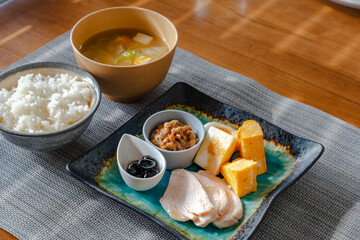 Japanese breakfast / 和風朝食セット
