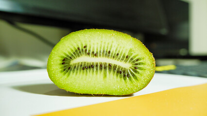 Freshly sliced kiwi fruit macro