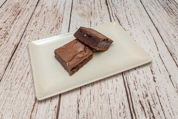 Brownie crispy on the outside and melting on the inside: baked to the exact point to achieve the perfect balance of textures