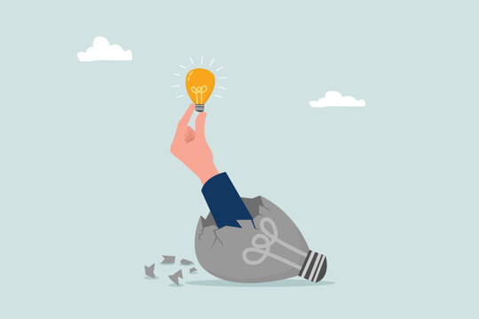 From failure to success, learning from mistakes, trying to create new innovations, entrepreneurs rise from broken light bulbs to get a light bulb with brilliant ideas.