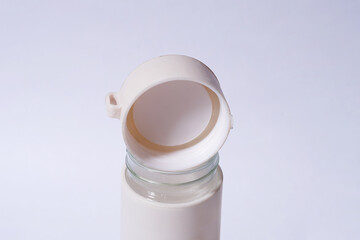 Close-up of the Top of a White Tumbler Bottle
