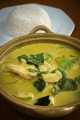 タイのバンコクのグリーンカレー