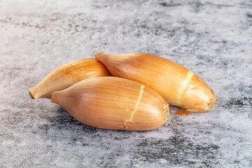 Ripe shallot onion for cooking