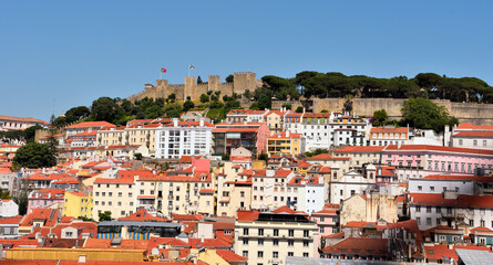 Fototapeta premium St. George's Castle (Portuguese: Castelo de São Jorge) is the castle of Lisbon, the capital of Portugal, and is located on the highest hill in the city's historic center