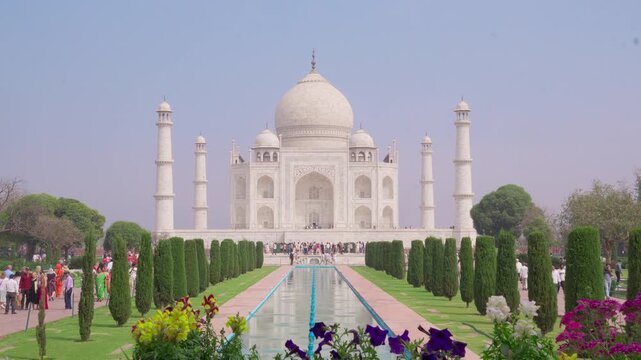 Taj Mahal - Agra - India
