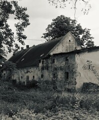 old abandoned barn