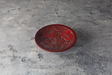 Kamakurabori Kashiki Chadougu Hand-Carved Kamakura Lacquerware Plate by Sansuido &ndash; Traditional Japanese Craft