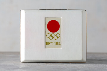 Tokyo 1964 Olympic Memorial Coin Case and Tie Clip “Japan Fencing Association” Vintage