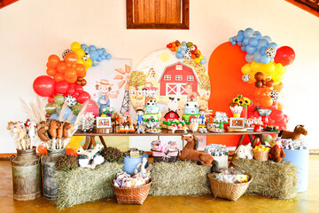 Mesa decorada.
