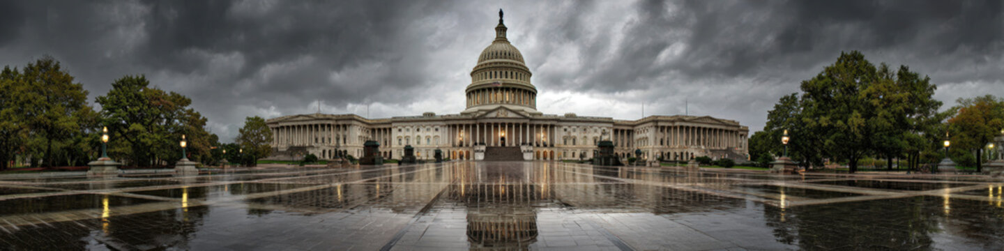 Dramatic storm clouds over the u.S. Capitol building washington d.C. Panoramic view atmospheric environment