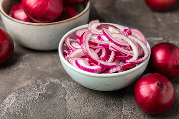 Shallot onion on the kitchen table. onion slice. onion rings. Fresh red Onion. Natural, fresh,...