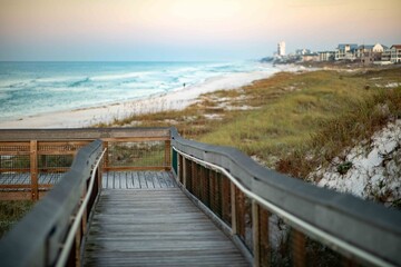 Fototapeta premium Wooden Boardwalk Leading to Scenic Florida Gulf Coast Beach