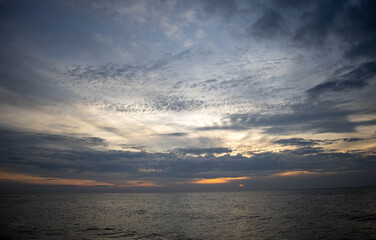 Fototapeta premium sunset over the sea