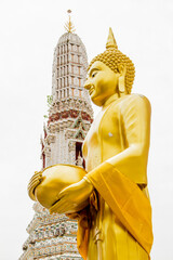 Wat Arun, Temple of Dawn the landmark of Thailand 