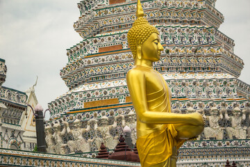 Wat Arun, Temple of Dawn the landmark of Thailand 