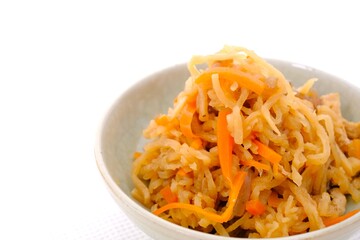 I made simmered dried strips of daikon radish  with carrot and used soy sauce to season them.
カテゴリー1
