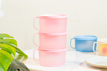 pink and white cups
