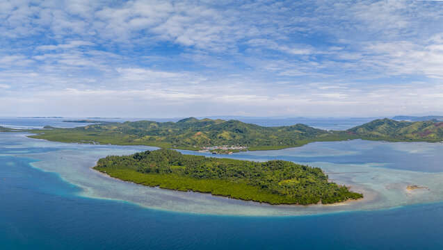 Scenic aerial panorama aerial drone picture of Siargao island with Bancuyo and East Bucas Island, Dapa, Surigao den Norte, Mindanao, Philippines