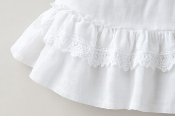 White ruffled skirt with lace trim