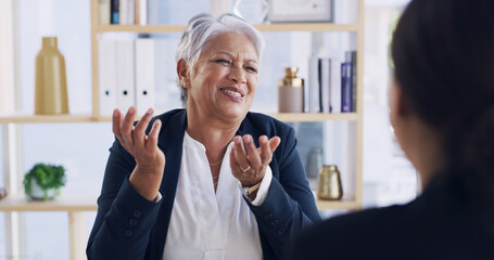 Obraz premium Financial advisor, meeting and consulting with old woman in office for retirement fund, pension plan and advice. Social security bank, discussion and asset management with people in notary firm