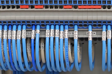 Connecting the electrical module using copper electrical insulated wires. 