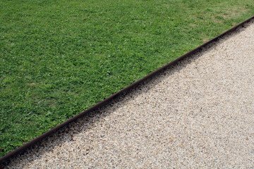 Allée et bordure de jardin en acier corten