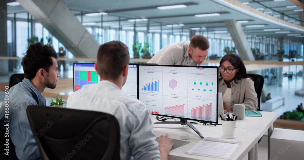 Aufkleber analyzing data to predict stock performance