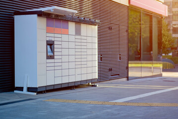 Modern Outdoor Parcel Locker for Contactless Delivery and Pickup