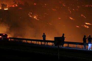 Citizens are trying to help the authorities by intervening in the forest fires that break out from...