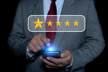 Customer Satisfaction Survey concept, 5-star satisfaction, Users Rate Service Experiences On Online...