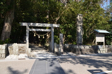 【三重県】花の窟・花窟神社