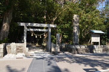【三重県】花の窟・花窟神社
