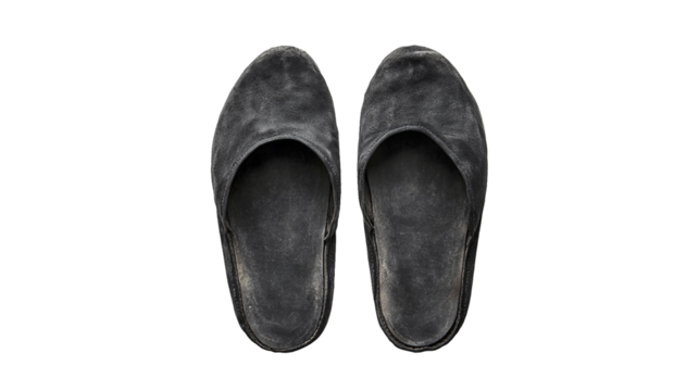 PNG a pair of black shoes on a transparent background