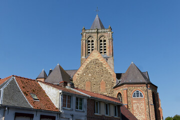 Fototapeta premium Arrière de la collégiale notre-dame de la Crypte à Cassel - Nord - France 