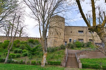 walk and gardens of the 'collado' outside the wall and tower of Laguardia, Basque Country