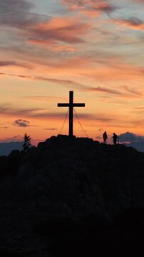 Sonnenuntergang Hochlantsch - Almenland - Oststeiermark - Teichalm - Gipfelkreuz - &Ouml;sterreich