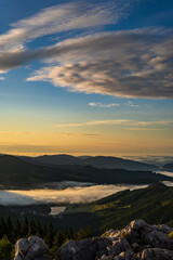 Obraz premium Hochlantsch Sonnenaufgang - Teichalm - Oststeiermark - Almenland - Hochnebel - Nebelmeer
