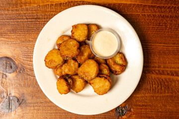 fried pickles with dipping sauce