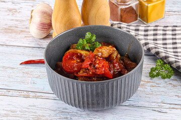 Pork with oyster sauce and vegetables